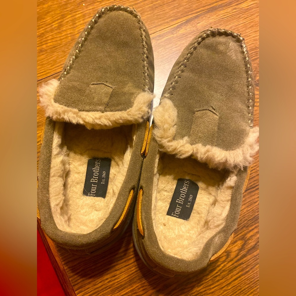 Men’s “Four Brothers” house shoes.